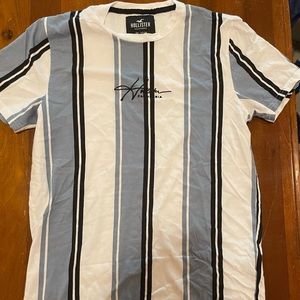 Hollister stripe t- shirt (M)